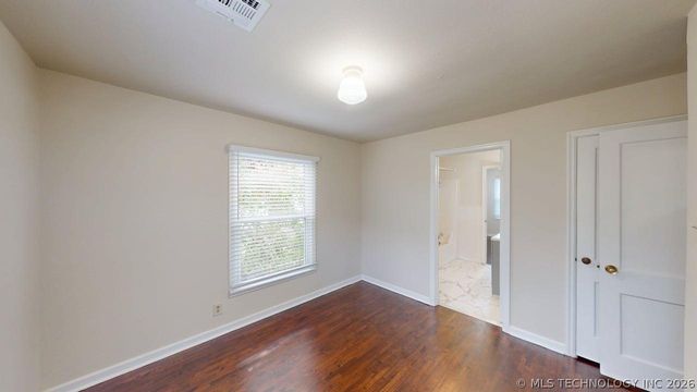 415 E Aquarium Place, Jenks, OK 74037