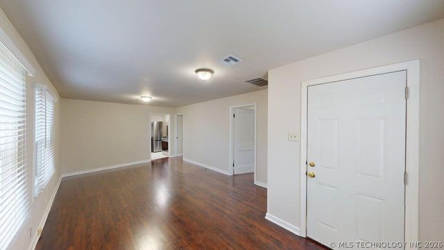 415 E Aquarium Place, Jenks, OK 74037