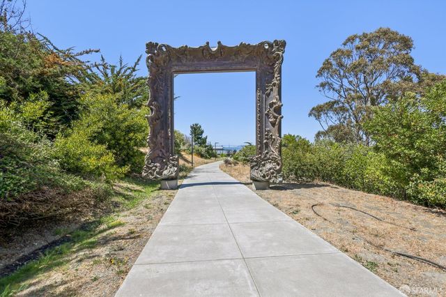 134 Albatross Court, San Francisco, CA 94124