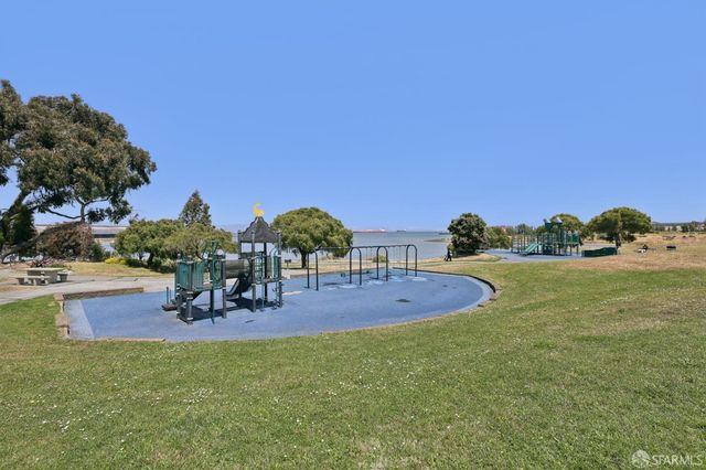 134 Albatross Court, San Francisco, CA 94124