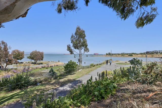 134 Albatross Court, San Francisco, CA 94124