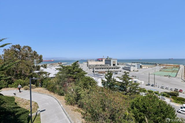 134 Albatross Court, San Francisco, CA 94124