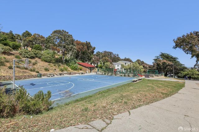 134 Albatross Court, San Francisco, CA 94124