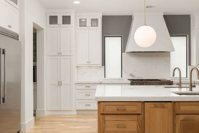 5019 Lark Lane, Dallas, TX 75209