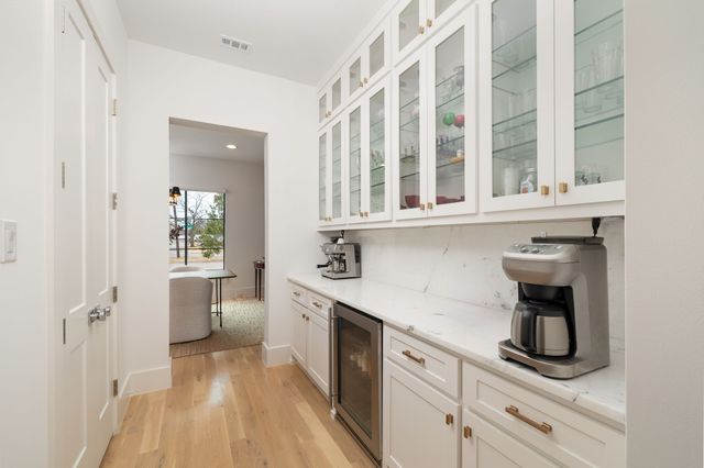 5019 Lark Lane, Dallas, TX 75209