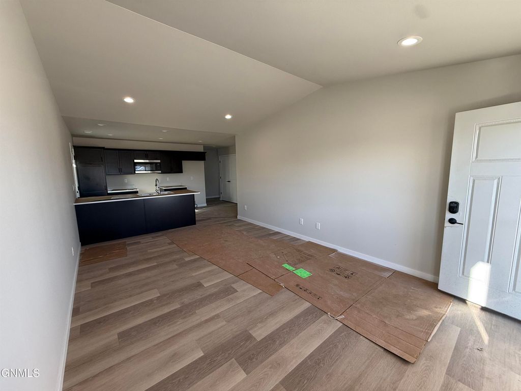 1564 47th Loop SE, Minot, ND 58701 photo 4