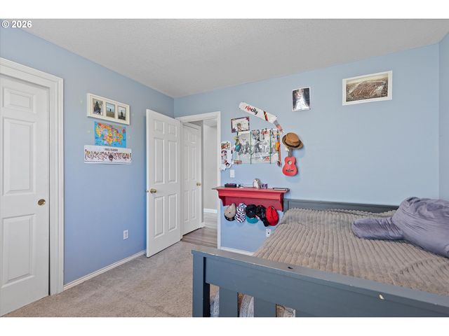 1164 Ne 14TH Pl, Canby, OR 97013