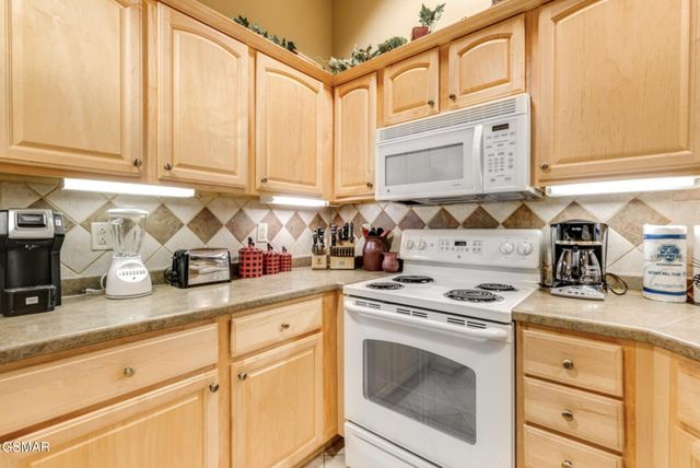 215 Woliss Lane, Gatlinburg, TN 37738