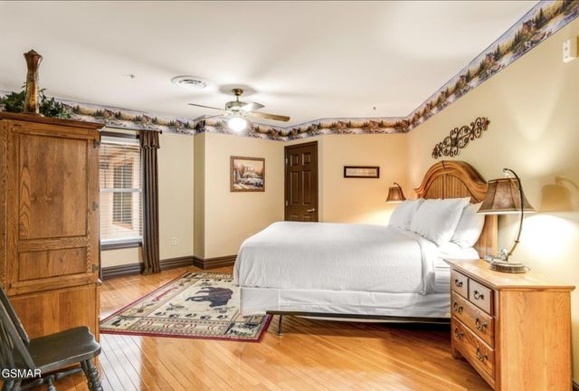 215 Woliss Lane, Gatlinburg, TN 37738