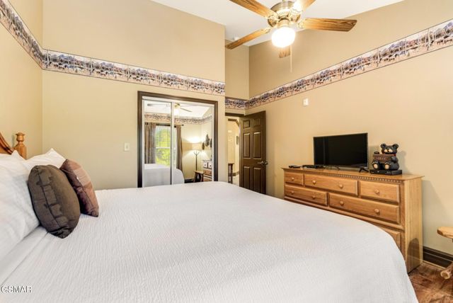 215 Woliss Lane, Gatlinburg, TN 37738