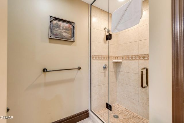 215 Woliss Lane, Gatlinburg, TN 37738