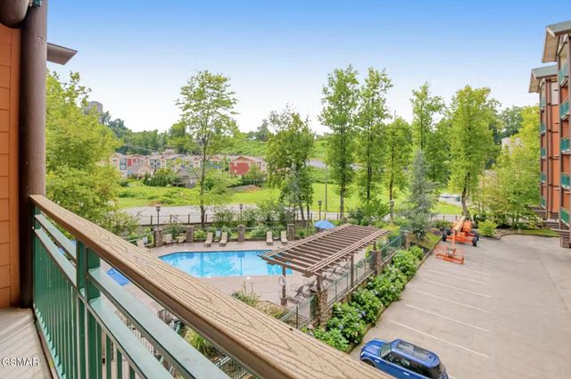 215 Woliss Lane, Gatlinburg, TN 37738