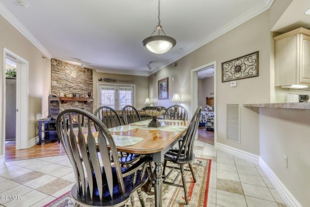 215 Woliss Lane, Gatlinburg, TN 37738