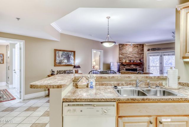 215 Woliss Lane, Gatlinburg, TN 37738