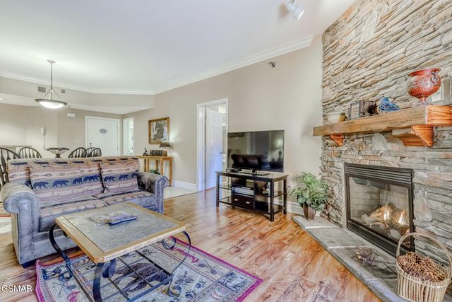 215 Woliss Lane, Gatlinburg, TN 37738