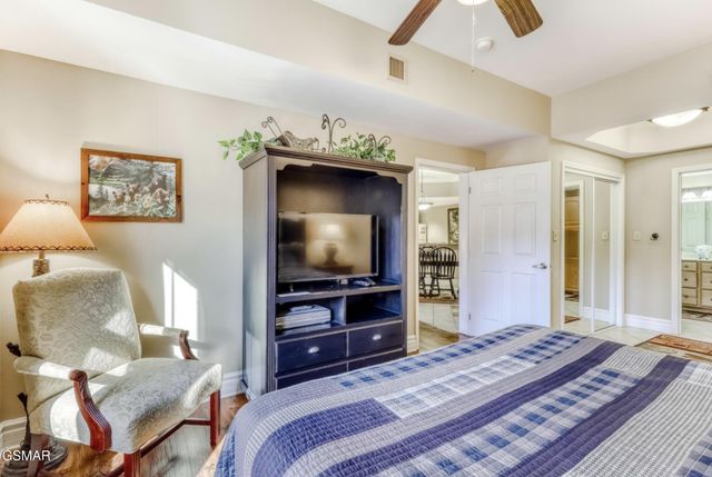 215 Woliss Lane, Gatlinburg, TN 37738