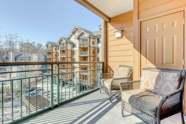 215 Woliss Lane, Gatlinburg, TN 37738
