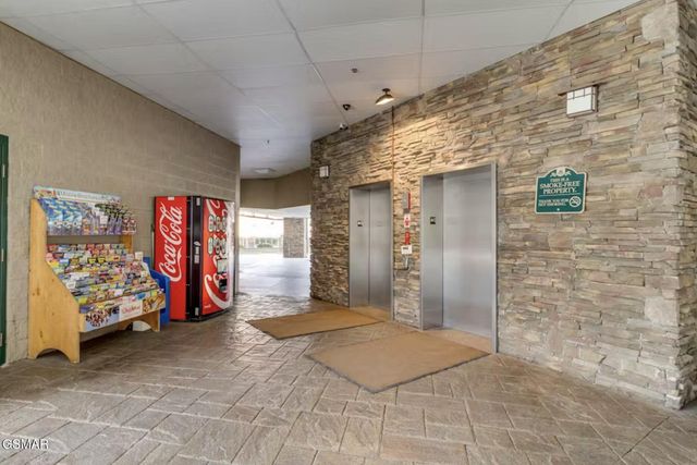 215 Woliss Lane, Gatlinburg, TN 37738