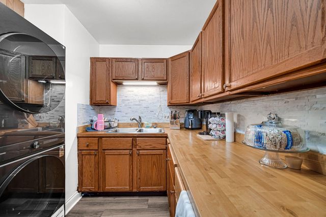 3304 175th Place, Hammond, IN 46323