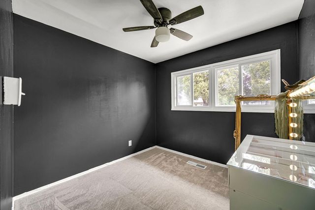 3304 175th Place, Hammond, IN 46323