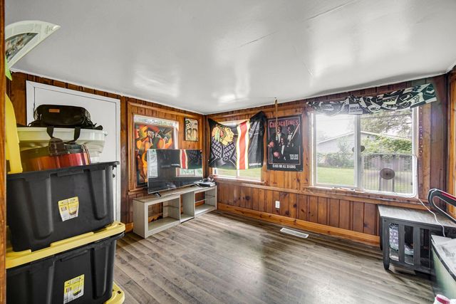 3304 175th Place, Hammond, IN 46323