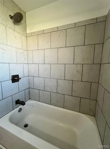 619 E 8th Street, Washington, MO 63090