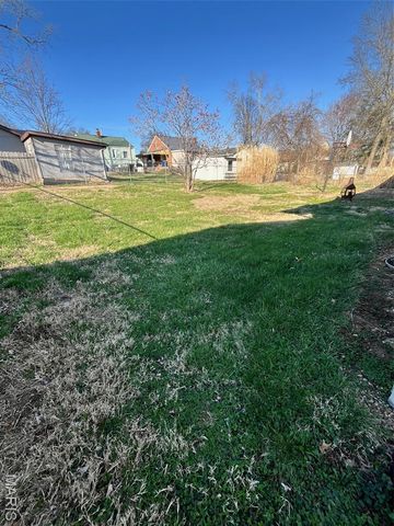 619 E 8th Street, Washington, MO 63090