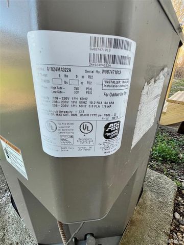 619 E 8th Street, Washington, MO 63090