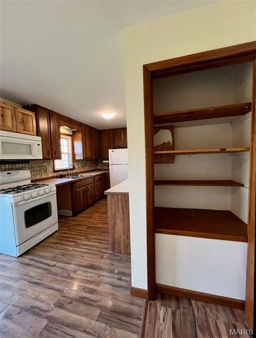 619 E 8th Street, Washington, MO 63090