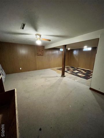 619 E 8th Street, Washington, MO 63090