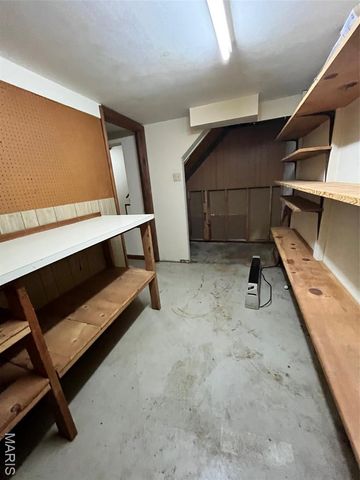 619 E 8th Street, Washington, MO 63090