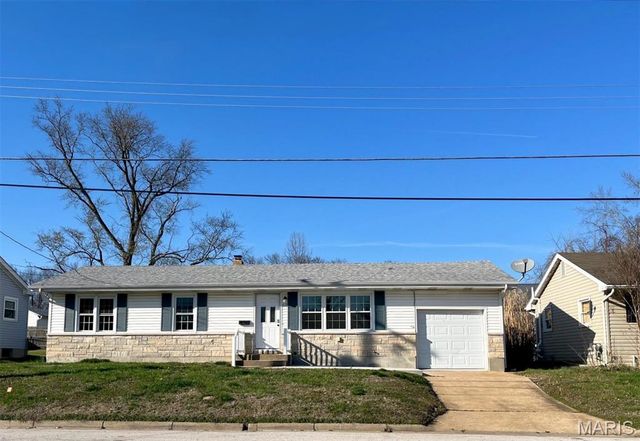 619 E 8th Street, Washington, MO 63090