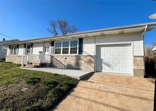 619 E 8th Street, Washington, MO 63090
