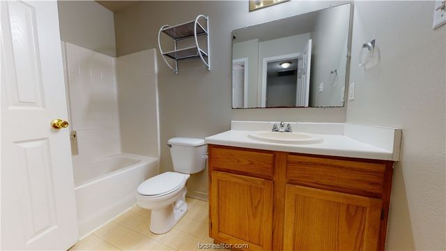 306 Cherry Street B, College Station, TX 77840