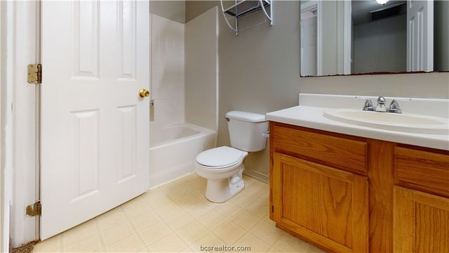 306 Cherry Street B, College Station, TX 77840