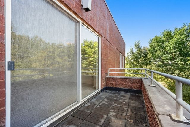 50 Watertown Street 402, Watertown, MA 02472