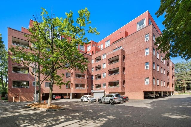50 Watertown Street 402, Watertown, MA 02472