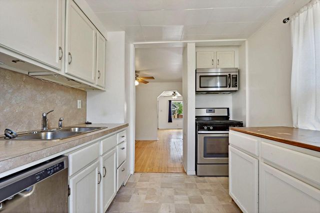 4126 18th AVENUE, Kenosha, WI 53140