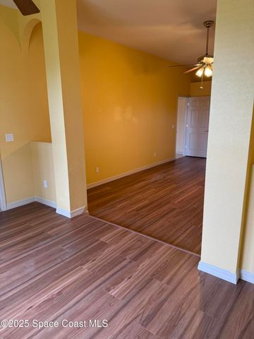 5971 Newbury Circle, Melbourne, FL 32940