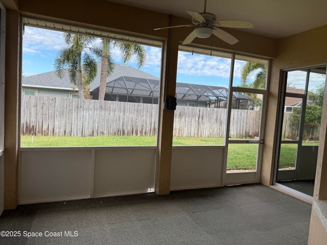 5971 Newbury Circle, Melbourne, FL 32940