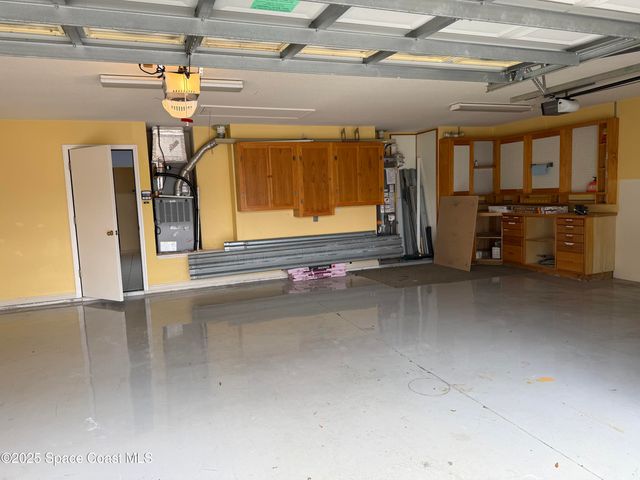 5971 Newbury Circle, Melbourne, FL 32940