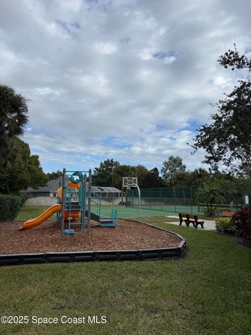 5971 Newbury Circle, Melbourne, FL 32940