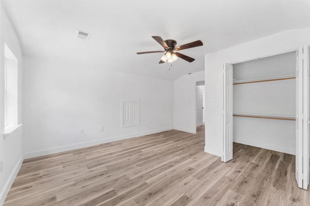 5606 Lea Crest Lane, Fort Worth, TX 76135