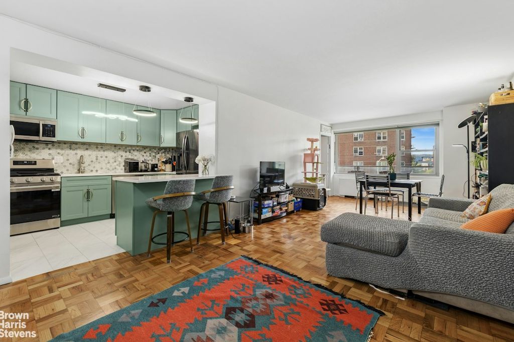 2500 Johnson Ave Apt 4K, New York City, NY 10463
