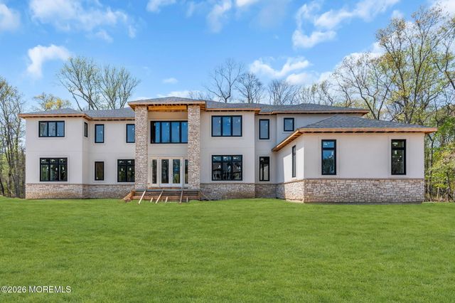 117 Parker Chase Court, Morganville, NJ 07751