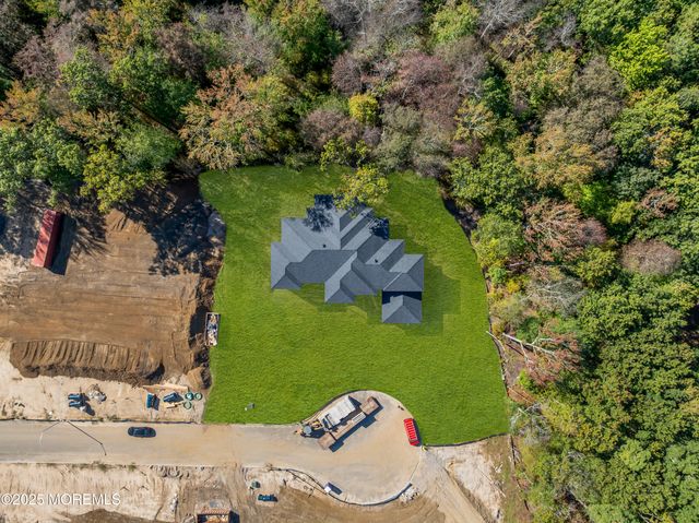 117 Parker Chase Court, Morganville, NJ 07751