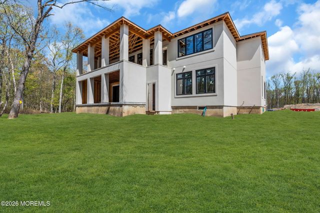 117 Parker Chase Court, Morganville, NJ 07751