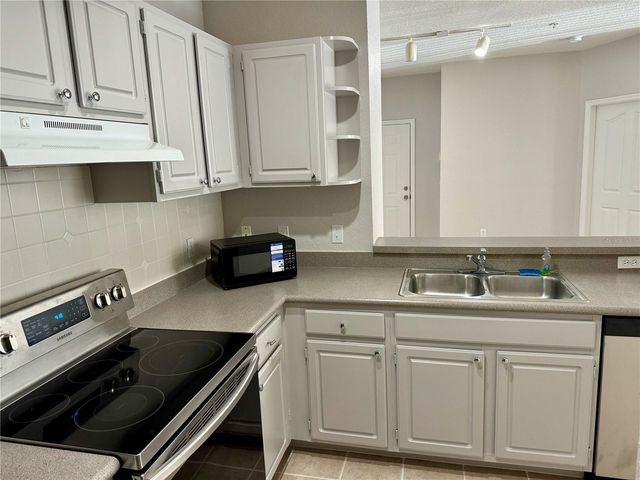 1475 LAKE SHADOW CIRCLE 6105, Maitland, FL 32751