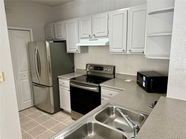 1475 LAKE SHADOW CIRCLE 6105, Maitland, FL 32751
