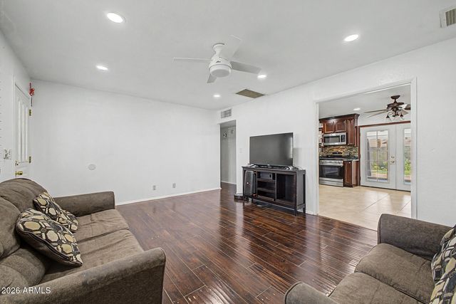 7543 E MCKINLEY Street, Scottsdale, AZ 85257